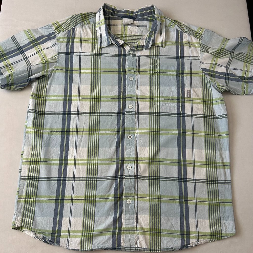 Columbia Men's 2XL Short Sleeve White, Blue, & Green Plaid Button-down Shirt